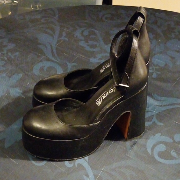 L'INTERVALLE Black Platform Mary Jane Shoes - Picture 2 of 9